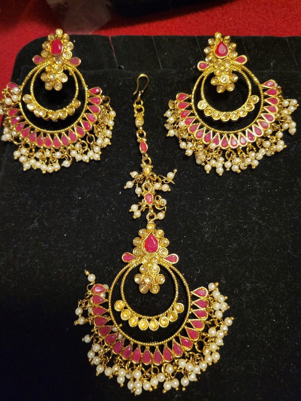 Gold-Tone Pink Teardrop Pearl Chandbali Earrings and Maang Tikka Set